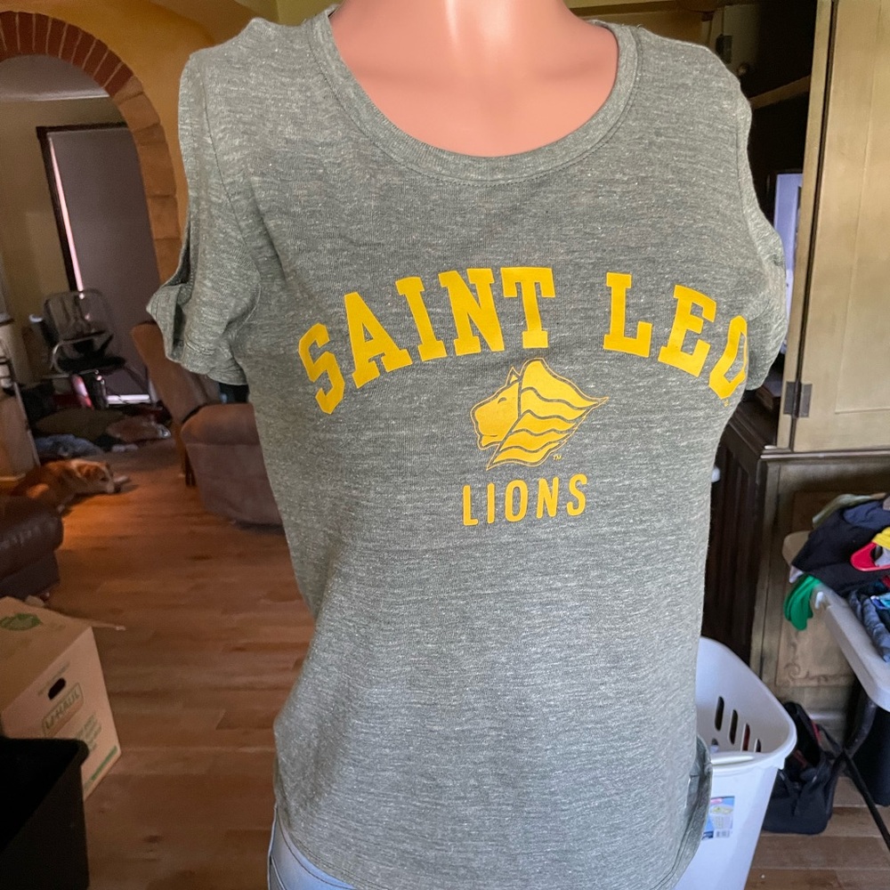 yellow and gray, S